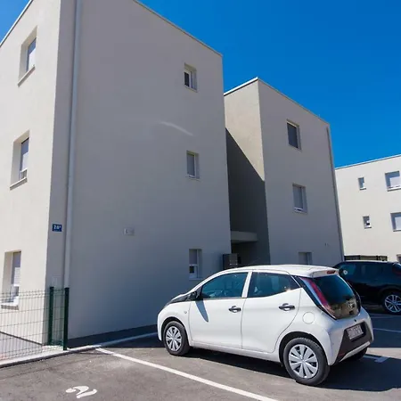 Apartman Api