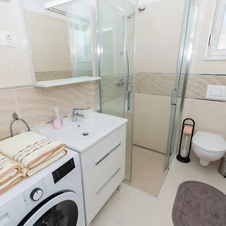 Apartman Api Trogir
